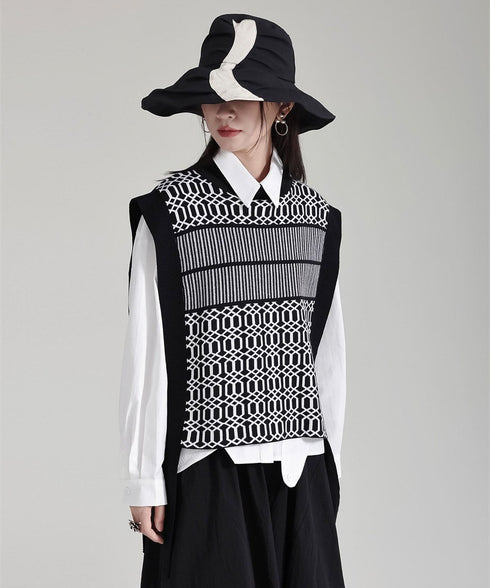 Geometric Jacquard Knit Vest